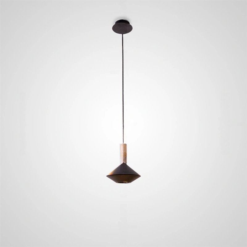 Модель C. Цвет черный.