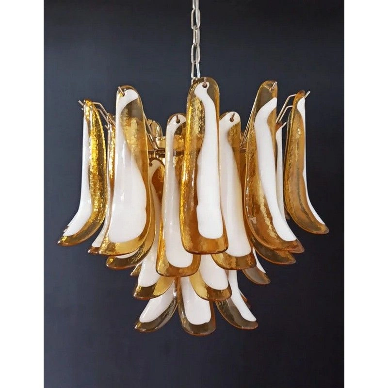 Винтажная люстра Murano Chandelier 36 Yellow Petal Glass