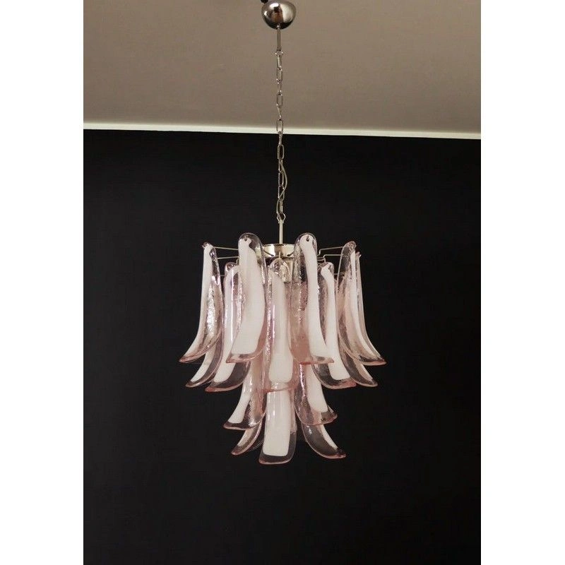 Винтажная люстра Murano Chandelier 26 Pink Petal Glass