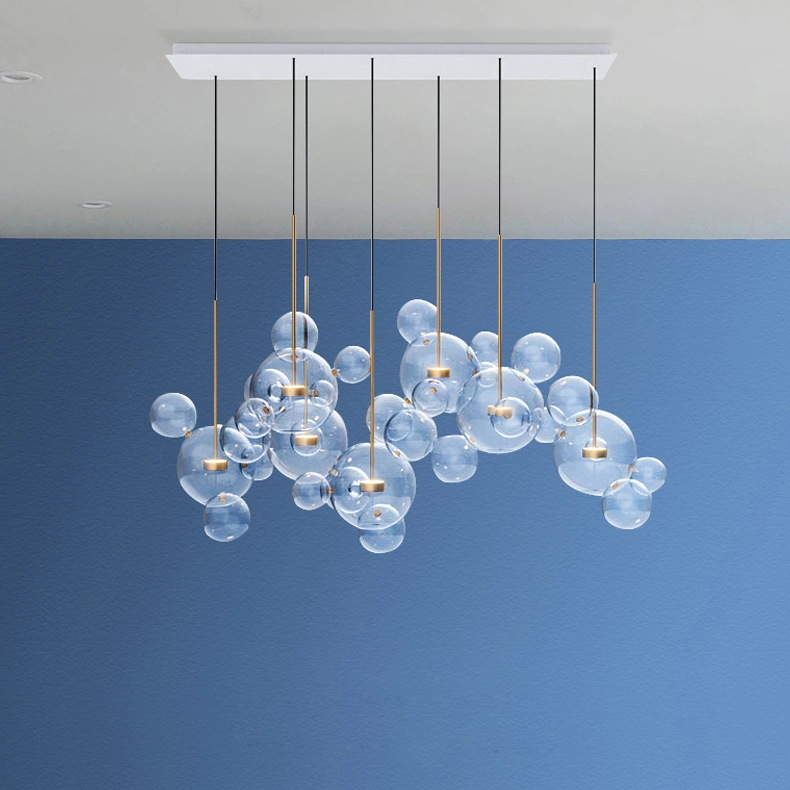 7 светильников на планке: 34 шара (7 основных шаров + 27 декоративных).