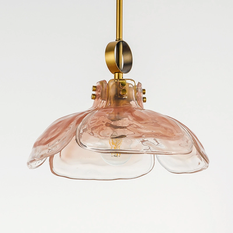 Цвет розовый.