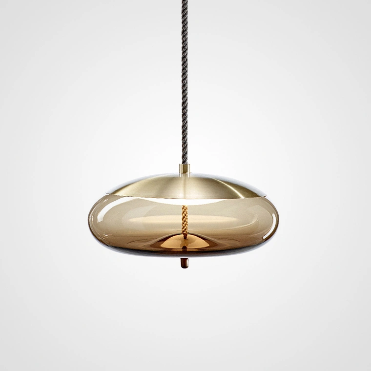 Модель D Цвет плафона янтарь. Цвет металла латунь.