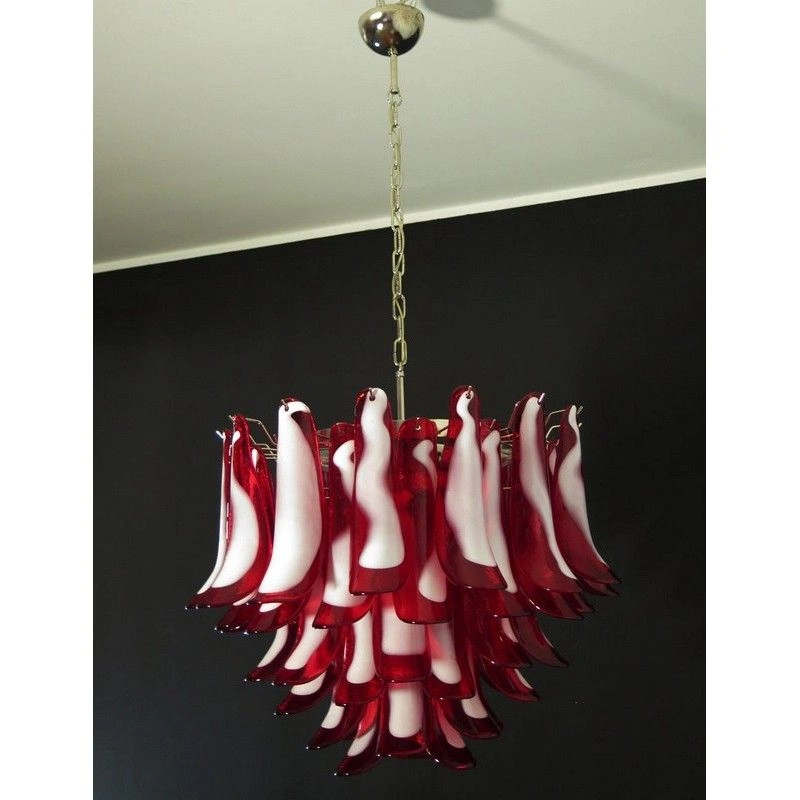 Винтажная люстра Murano Chandelier 53 Red Petal Glass