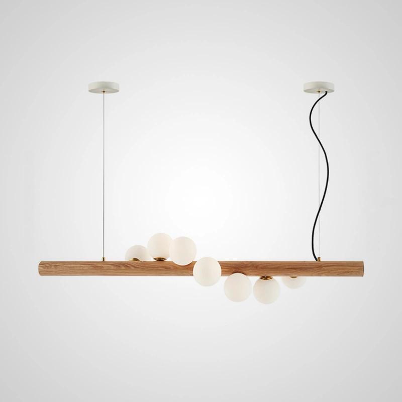 Светлое дерево.