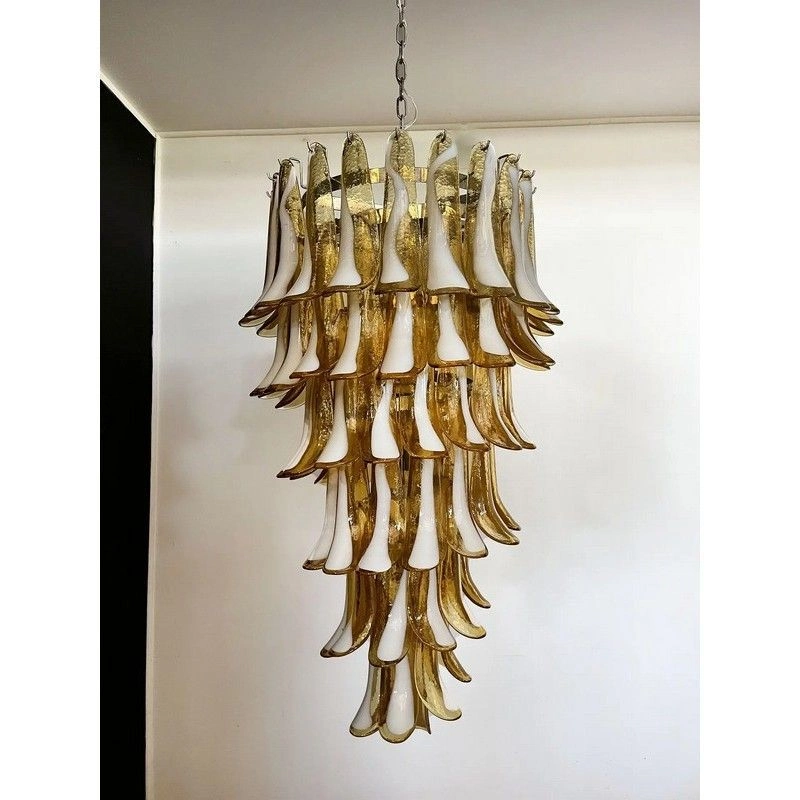 Винтажная люстра Murano Chandelier 83 Caramel-Colored Petal Glass