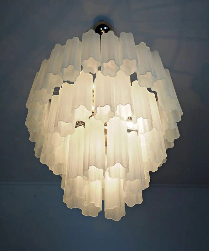 Винтажная люстра Murano Chandelier 48 Matte White Glass Tubes