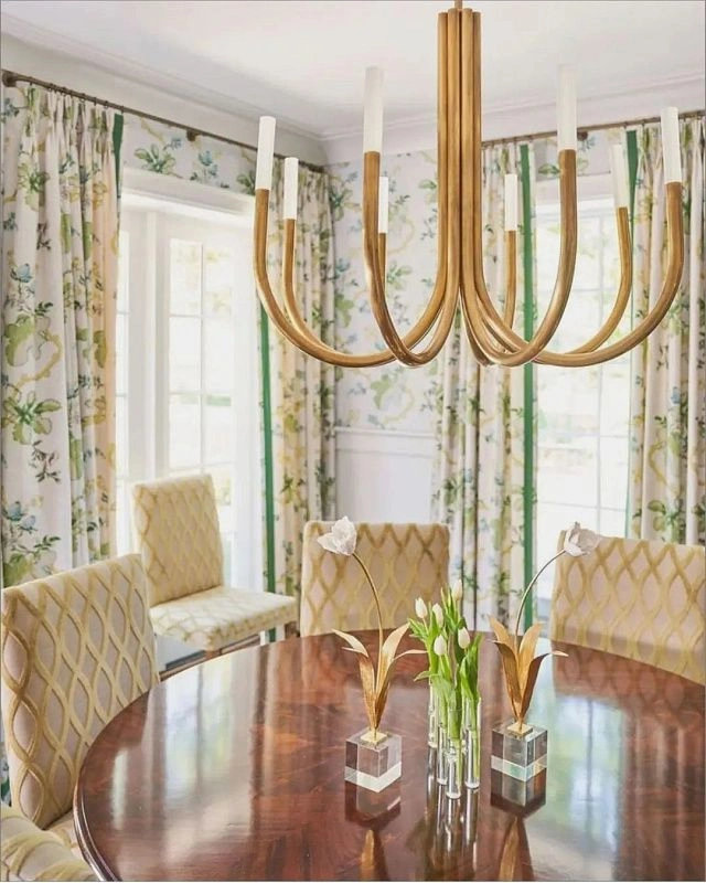 Люстра Visual Comfort ROUSSEAU GOLD 8L