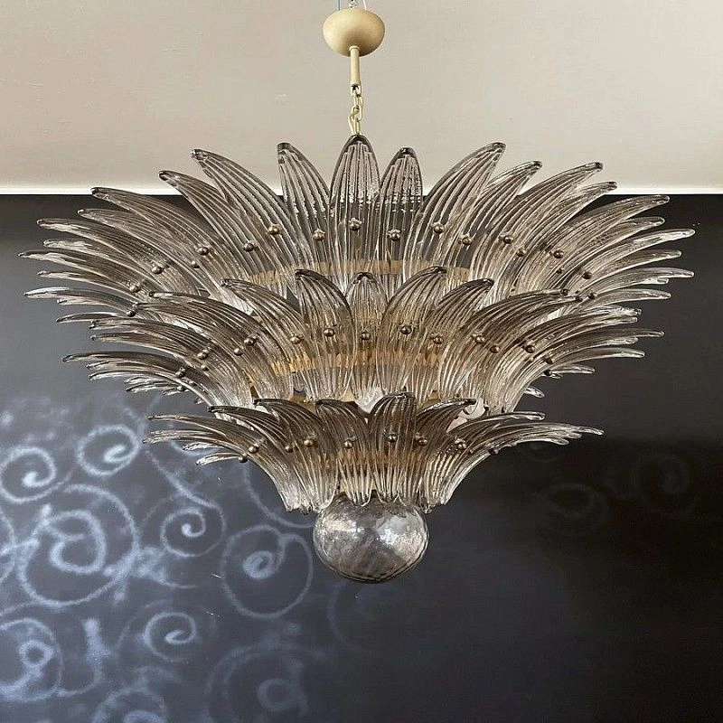Винтажная люстра Murano Chandelier 104 Smoky Colored Palmette Glass
