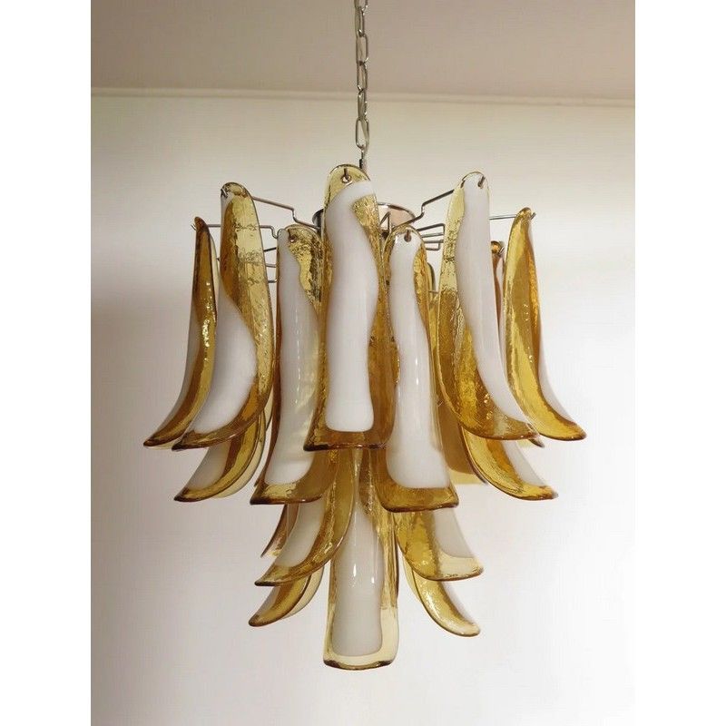 Винтажная люстра Murano Chandelier 26 Yellow Petal Glass