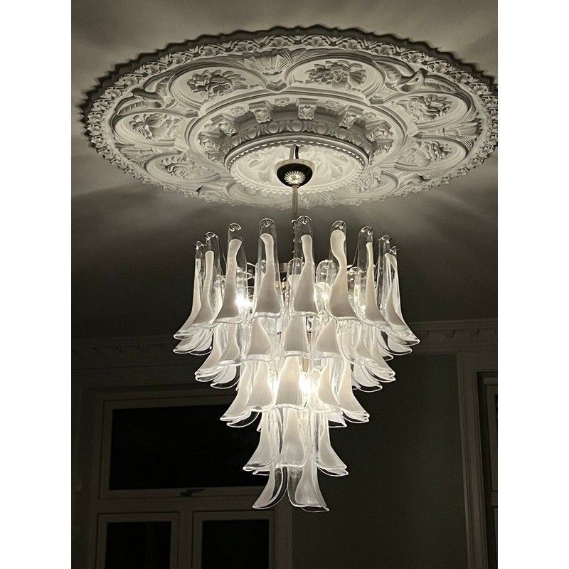 Винтажная люстра Murano Chandelier 52 White Petal Glass