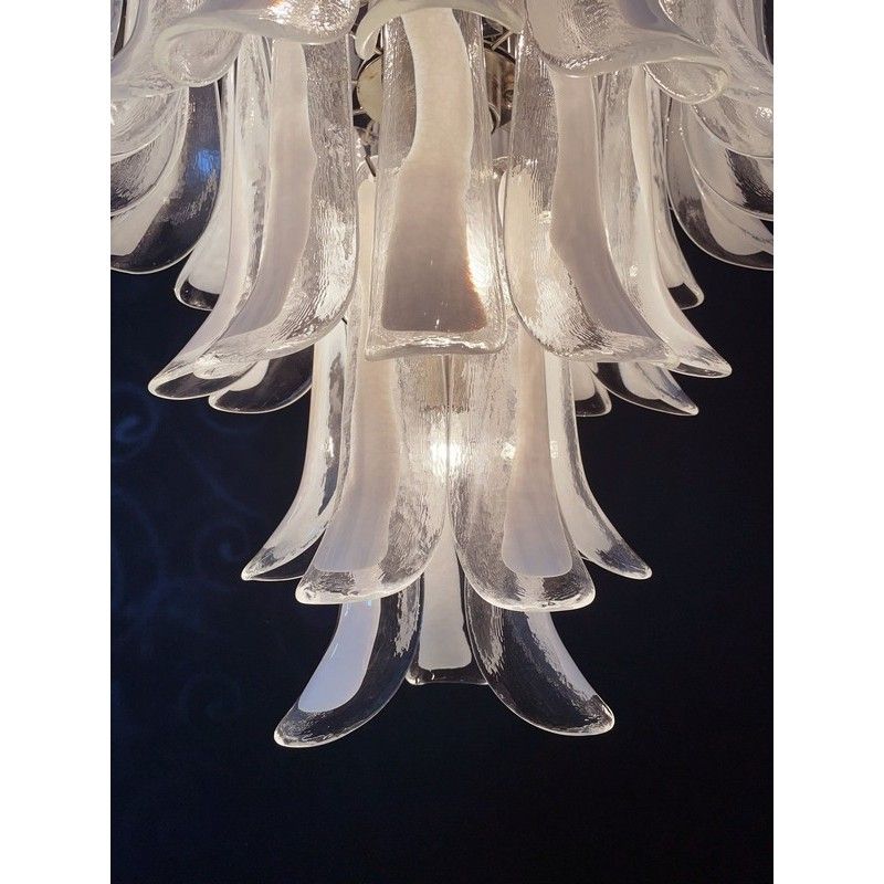 Винтажная люстра Murano Chandelier 52 White Petal Glass