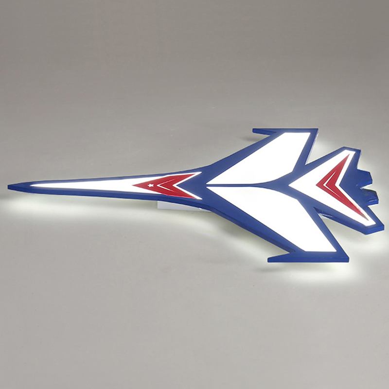 Потолочный светильник JET