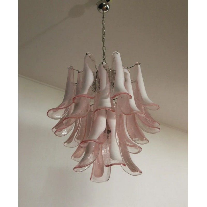Винтажная люстра Murano Chandelier 26 Pink Petal Glass