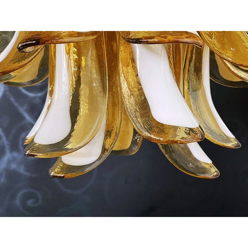 Винтажная люстра Murano Chandelier 41 Caramel-Colored Petal Glass