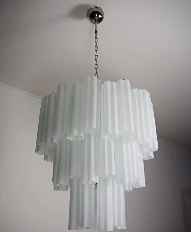 Винтажная люстра Murano Chandelier 48 Matte White Glass Tubes