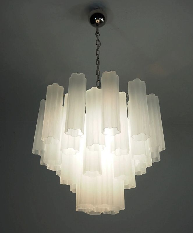 Винтажная люстра Murano Chandelier 36 Matte White Glass Tubes